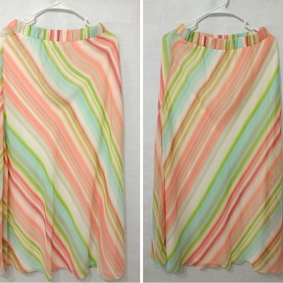 Chicos Brand Multicolor Maxi Skirt. - Picture 2 of 3